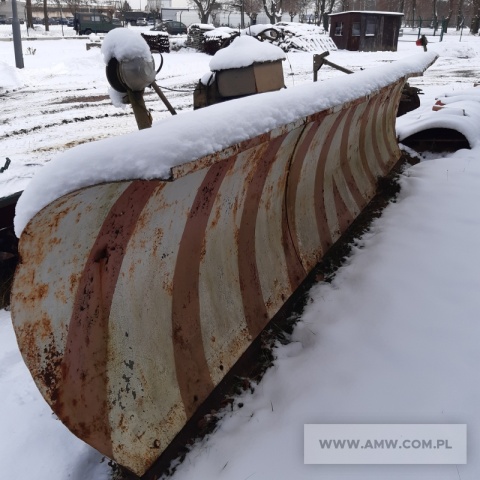 Pług odśnieżny lotniskowy LPC-82 